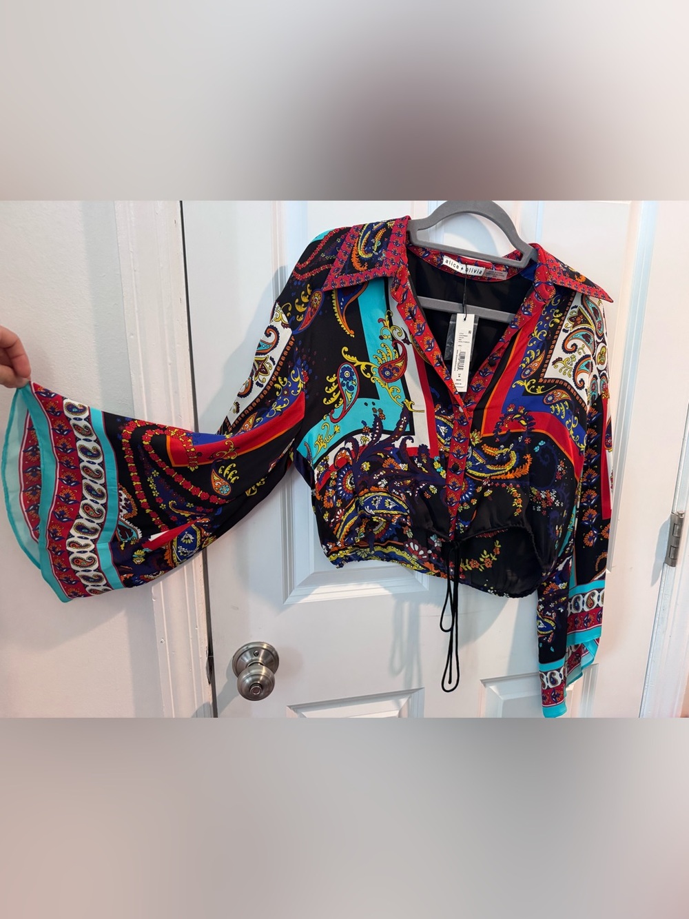NWT—Alice + Olivia Multicolor Paisley Cropped Button-Front Top